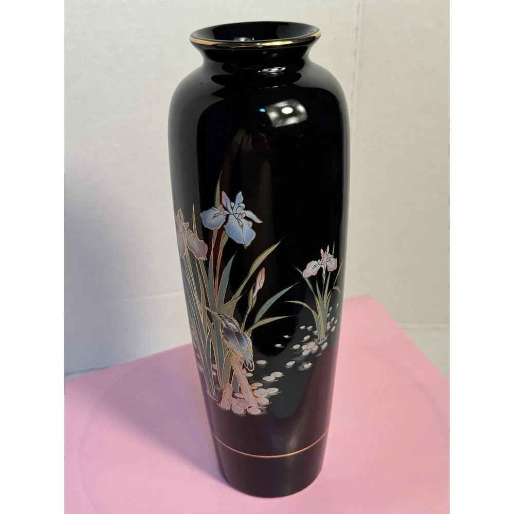 VTG Japanese  Vase Iris and Kingfisher Motif.  Black‎ Enamel Fast Shipping
